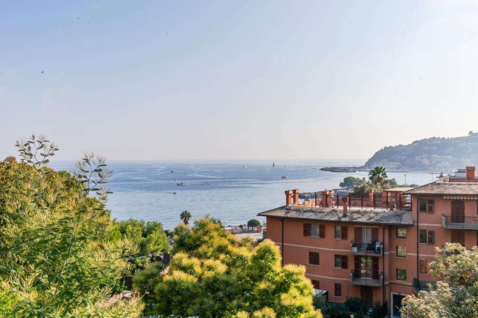 Hébergement de vacances Al Grande Pino - A Picco Sul Mare Arenzano