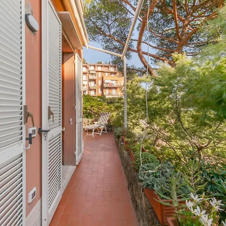 Al Grande Pino - A Picco Sul Mare Villa Arenzano Exterior photo